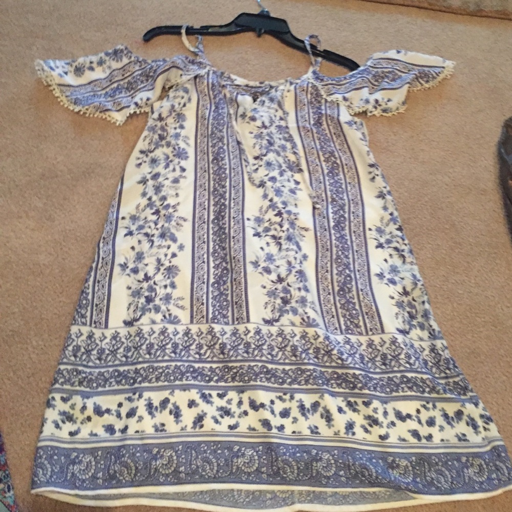 Ladies dress